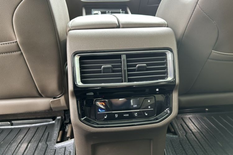 Used Volkswagen Viloran 2022 380TSI Prestige Edition Interior 9