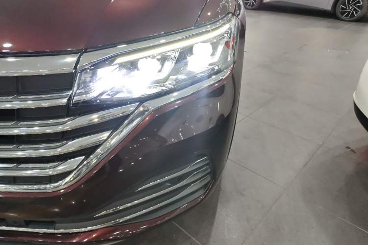 Used Volkswagen Viloran 2022 380TSI Prestige Edition Left Front Headlight