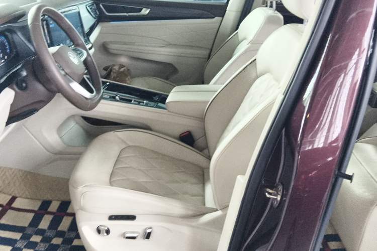 Used Volkswagen Viloran 2022 380TSI Prestige Edition Left Front Seat