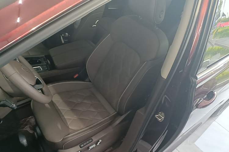 Used Volkswagen Viloran 2022 380TSI Flagship Edition Left Front Seat