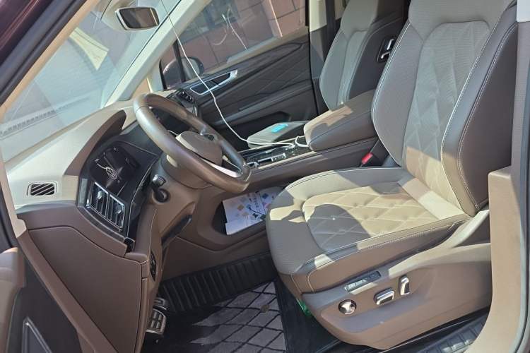 Used Volkswagen Viloran 2022 380TSI Prestige Edition Left Front Seat