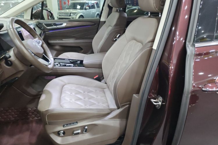 Used Volkswagen Viloran 2022 380TSI Prestige Edition Left Front Seat