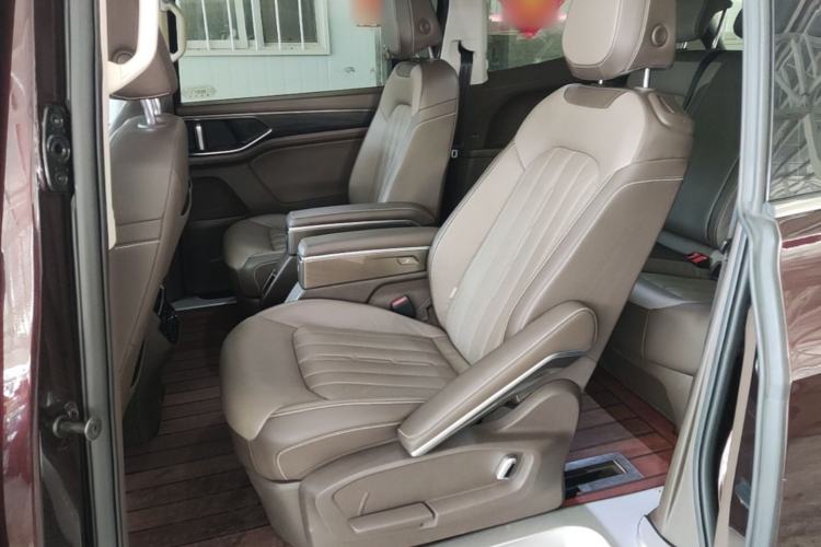 Used Volkswagen Viloran 2022 380TSI Luxury Edition Left Rear Seat