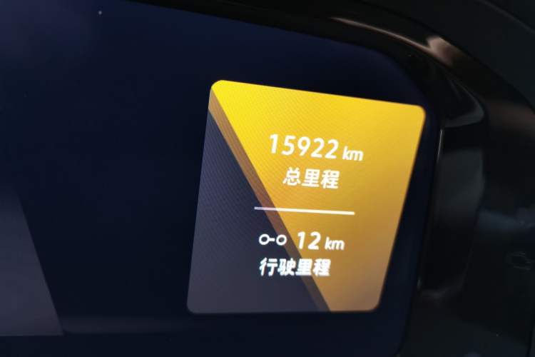 Used Volkswagen Viloran 2022 380TSI Prestige Edition Odometer Close Up