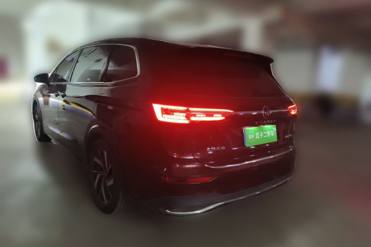 Used Volkswagen Viloran 2022 380TSI Luxury Edition Rear Left 45 Deg