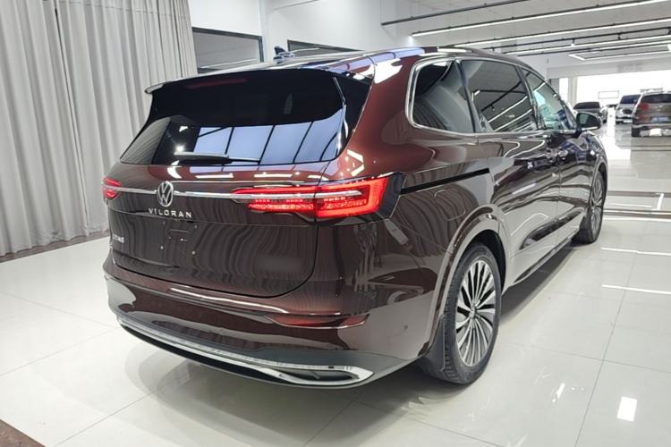 Used Volkswagen Viloran 2022 380TSI Prestige Edition Rear Right 45 Deg