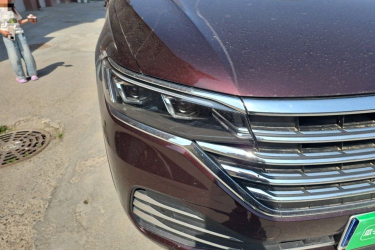 Used Volkswagen Viloran 2022 380TSI Prestige Edition Right Front Headlight