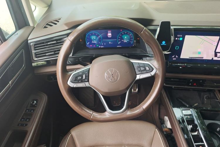 Used Volkswagen Viloran 2022 380TSI Prestige Edition Steering Wheel