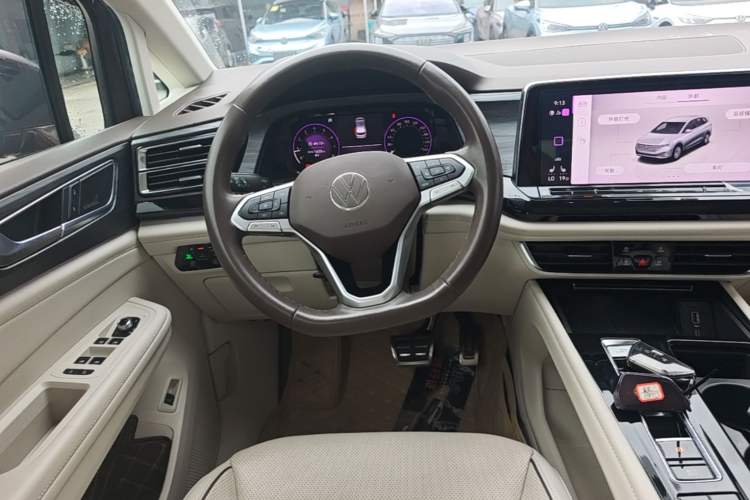 Used Volkswagen Viloran 2022 380TSI Prestige Edition Steering Wheel