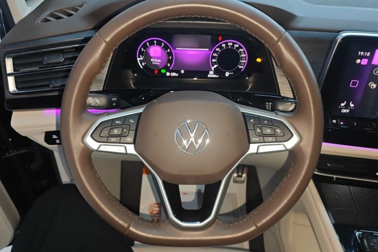 Used Volkswagen Viloran 2022 380TSI Prestige Edition Steering Wheel