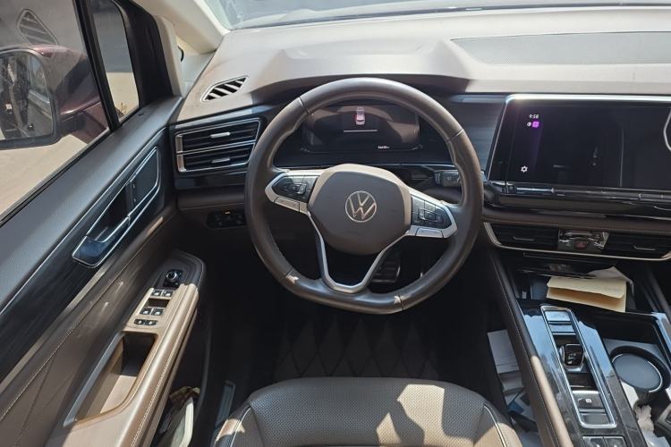 Used Volkswagen Viloran 2022 380TSI Prestige Edition Steering Wheel