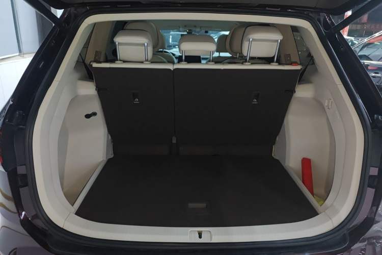 Used Volkswagen Viloran 2022 380TSI Prestige Edition Trunk