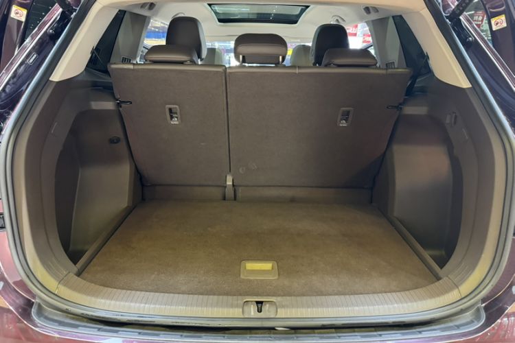 Used Volkswagen Viloran 2022 380TSI Luxury Edition Trunk