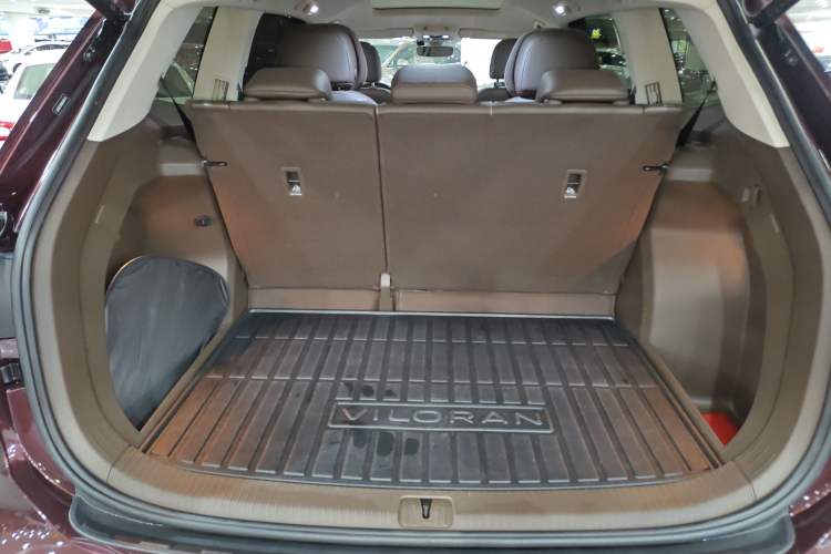 Used Volkswagen Viloran 2022 380TSI Prestige Edition Trunk