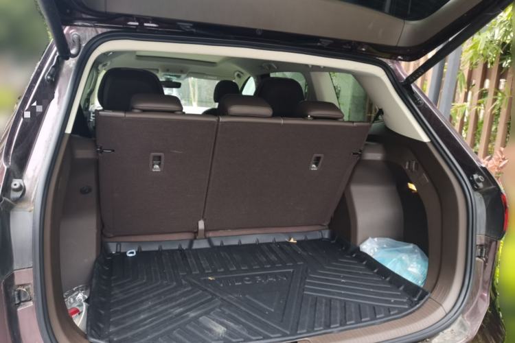 Used Volkswagen Viloran 2022 380TSI Prestige Edition Trunk