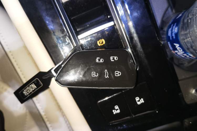 Used Volkswagen Viloran 2022 380TSI Prestige Edition Vehicle Key