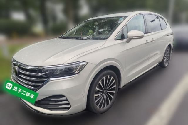 Volkswagen Viloran 2022 380TSI Prestige Edition مستعملة