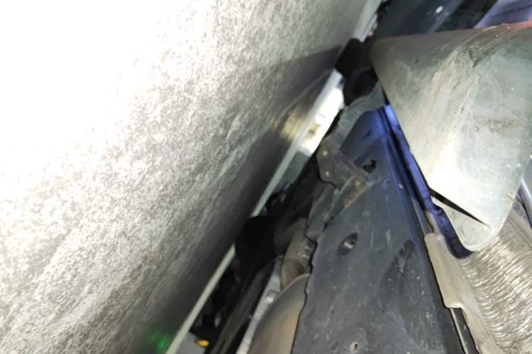 Used Volkswagen Viloran 2022 330TSI Luxury Edition Chassis Rear Left
