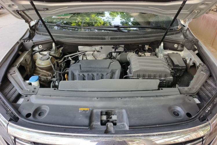 Used Volkswagen Viloran 2022 380TSI Prestige Edition Engine Bay