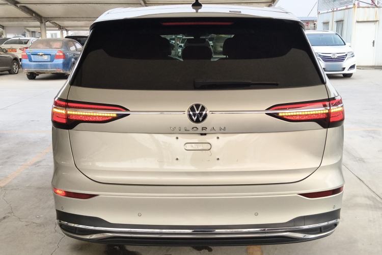 Used Volkswagen Viloran 2022 380TSI Prestige Edition Exterior 4