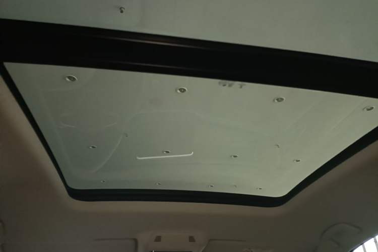 Used Volkswagen Viloran 2022 380TSI Prestige Edition Headliner