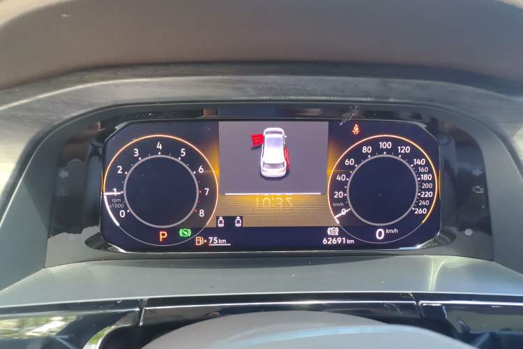 Used Volkswagen Viloran 2022 330TSI Luxury Edition Instrument Cluster