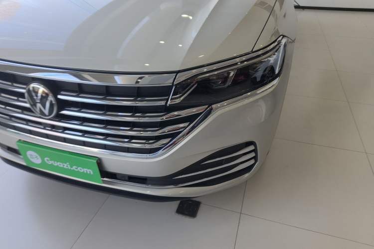 Used Volkswagen Viloran 2022 380TSI Prestige Edition Left Front Headlight