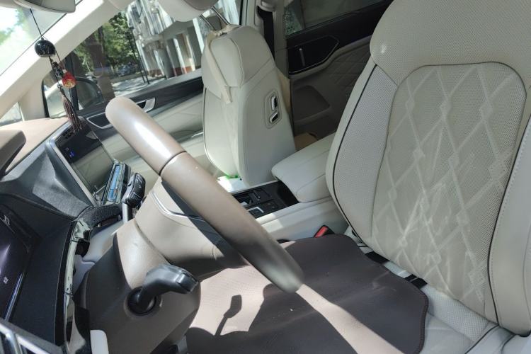Used Volkswagen Viloran 2022 380TSI Prestige Edition Left Front Seat