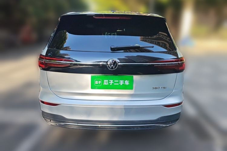 Used Volkswagen Viloran 2022 380TSI Luxury Edition Rear