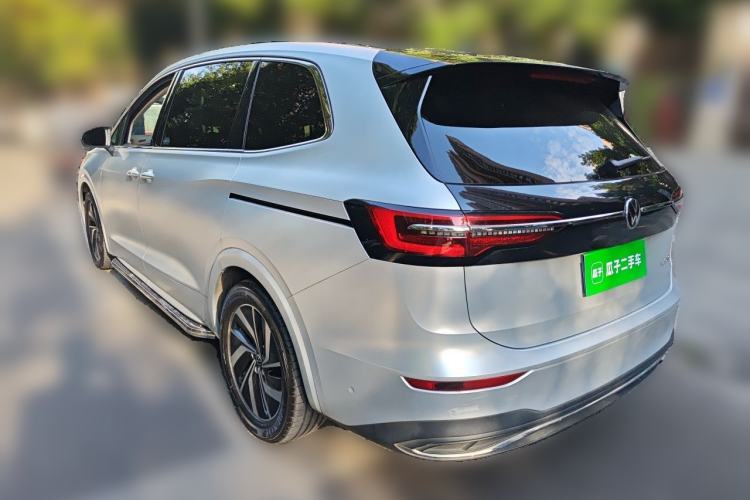 Used Volkswagen Viloran 2022 380TSI Luxury Edition Rear Left 45 Deg