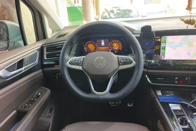 Used Volkswagen Viloran 2022 380TSI Prestige Edition Steering Wheel