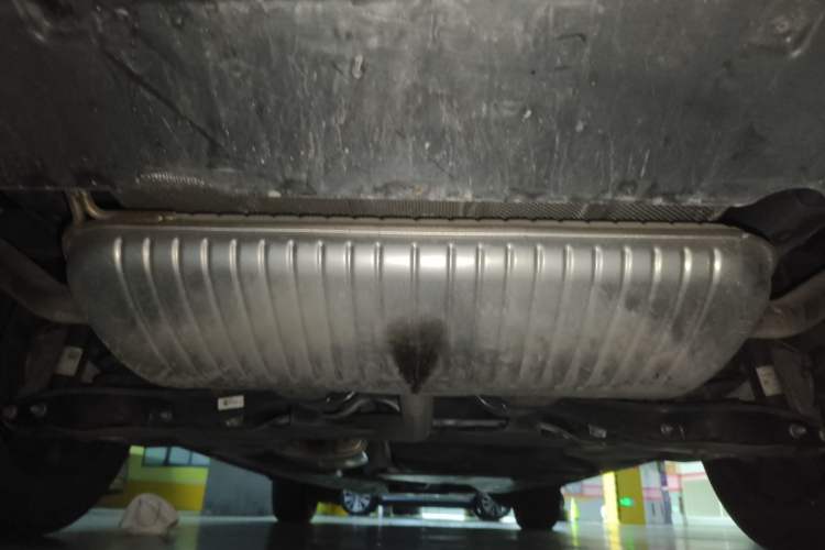 Used Volkswagen Viloran 2022 330TSI Luxury Edition Chassis Rear
