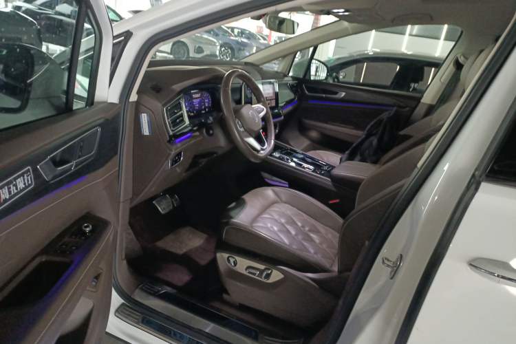 Used Volkswagen Viloran 2022 380TSI Prestige Edition Driver Seat