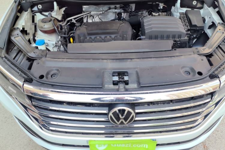 Used Volkswagen Viloran 2022 330TSI Luxury Edition Engine Bay