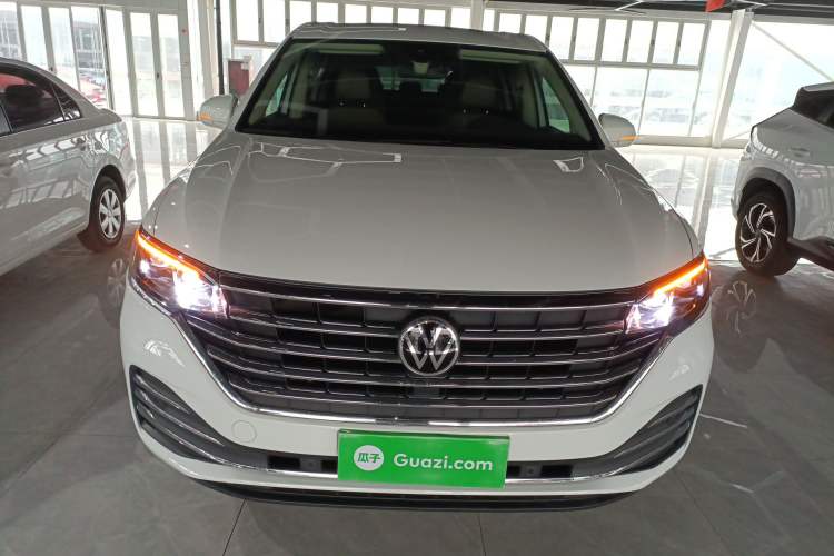 Used Volkswagen Viloran 2022 380TSI Prestige Edition Front