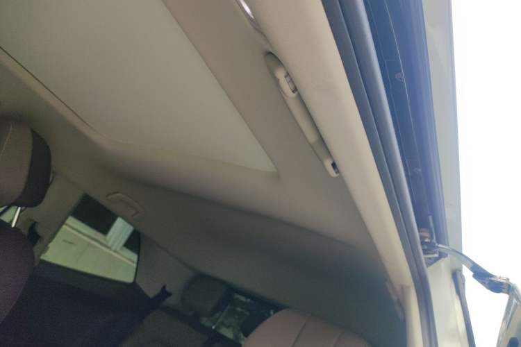 Used Volkswagen Viloran 2022 380TSI Prestige Edition Headliner