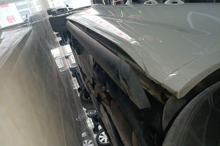 Used Volkswagen Viloran 2022 380TSI Prestige Edition Left Side Sill