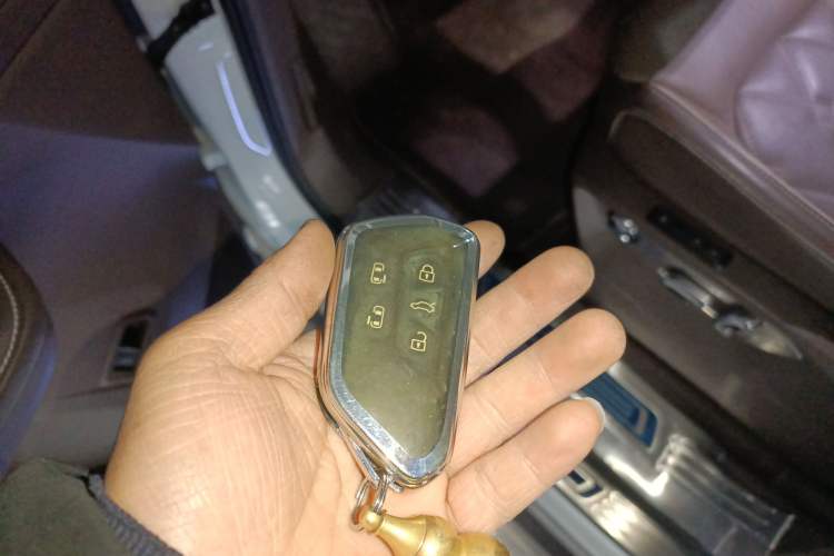 Used Volkswagen Viloran 2022 380TSI Prestige Edition Vehicle Key