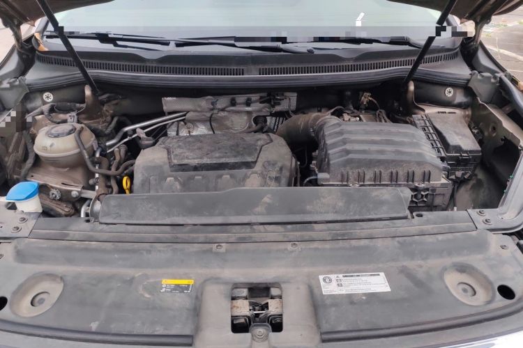 Used Volkswagen Viloran 2022 380TSI Luxury Edition Engine Bay