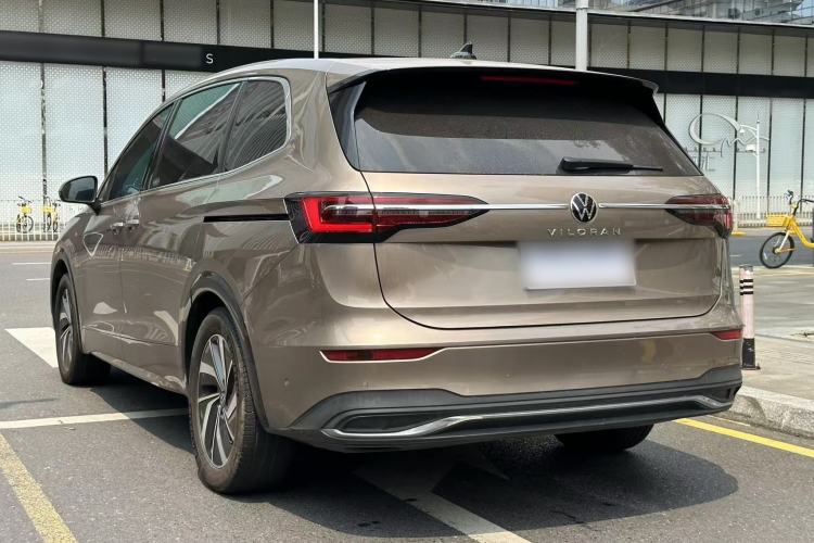Used Volkswagen Viloran 2022 380TSI Luxury Edition Exterior 4