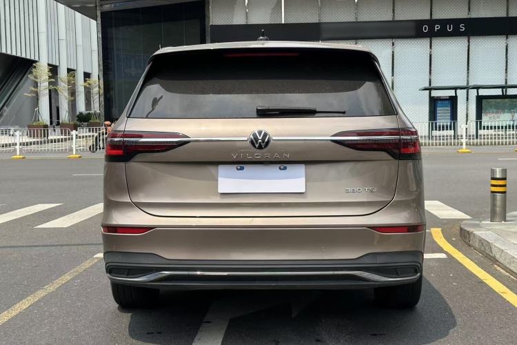 Used Volkswagen Viloran 2022 380TSI Luxury Edition Exterior 5