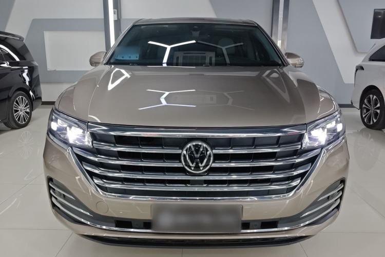 Used Volkswagen Viloran 2022 380TSI Prestige Edition Front