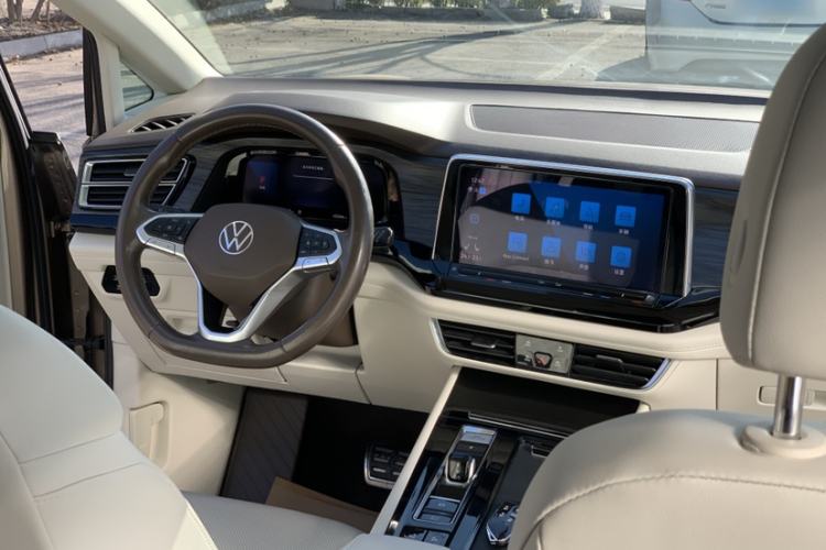 Used Volkswagen Viloran 2022 380TSI Flagship Edition Interior 7
