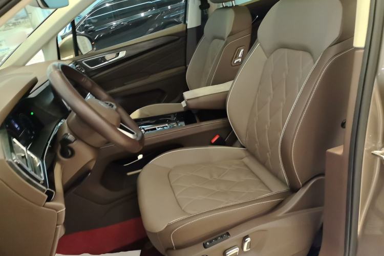 Used Volkswagen Viloran 2022 380TSI Prestige Edition Left Front Seat