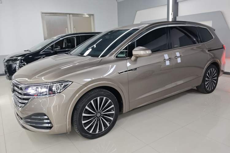 Used Volkswagen Viloran 2022 380TSI Prestige Edition Left Side