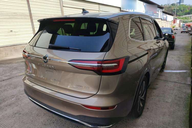 Used Volkswagen Viloran 2022 380TSI Luxury Edition Rear Right 45 Deg