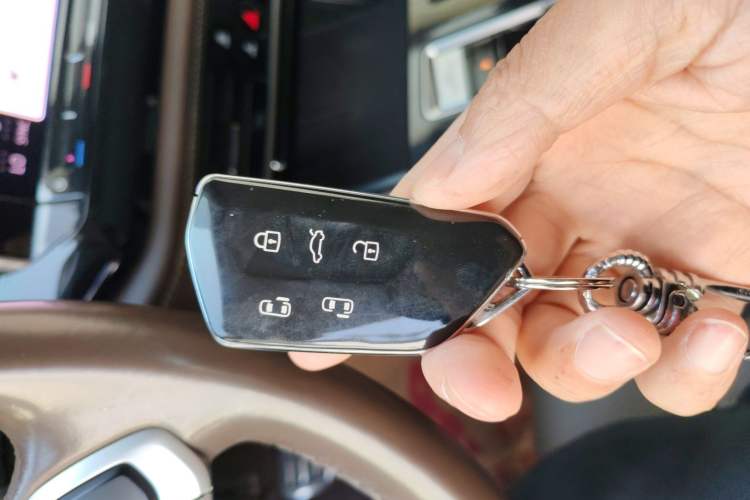 Used Volkswagen Viloran 2022 380TSI Luxury Edition Vehicle Key