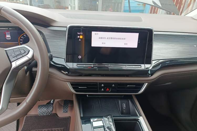 Used Volkswagen Viloran 2023 Facelift 330TSI Luxury Edition Audio And AC Panel