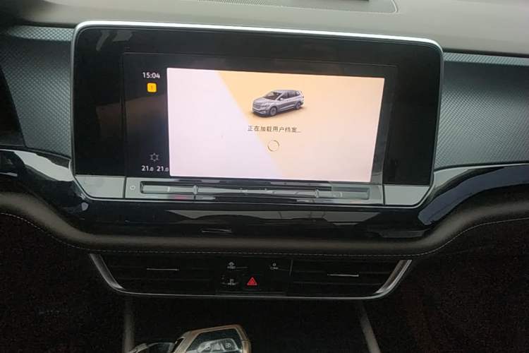 Used Volkswagen Viloran 2023 Revised 330TSI Business Edition Audio And AC Panel