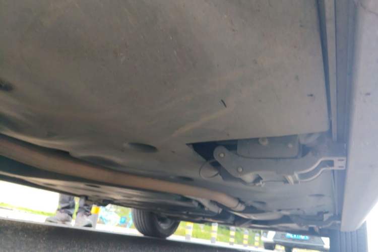 Used Volkswagen Viloran 2023 380TSI Luxury Edition Chassis Front Left
